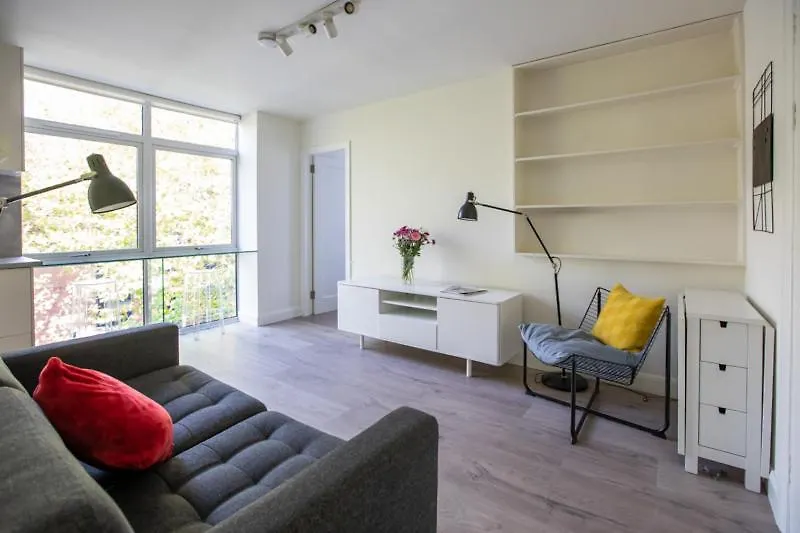 Grand Canal District Apartments Dublin 0*,  Irland